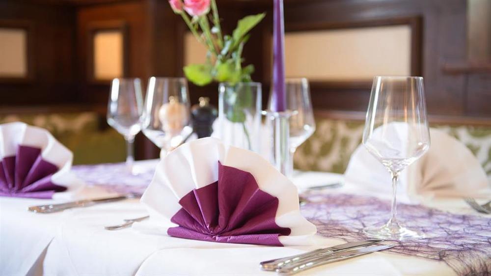 Hotel Kaiserhof Wesel Ресторант снимка