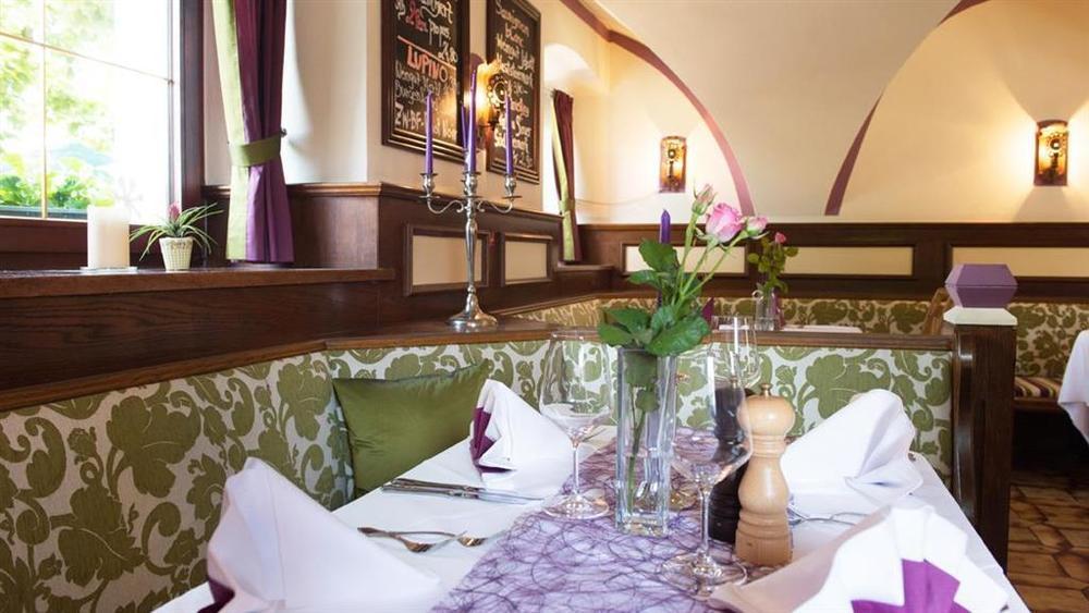 Hotel Kaiserhof Wesel Ресторант снимка