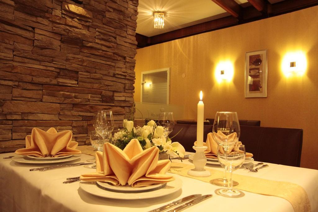 Hotel Kaiserhof Wesel Екстериор снимка